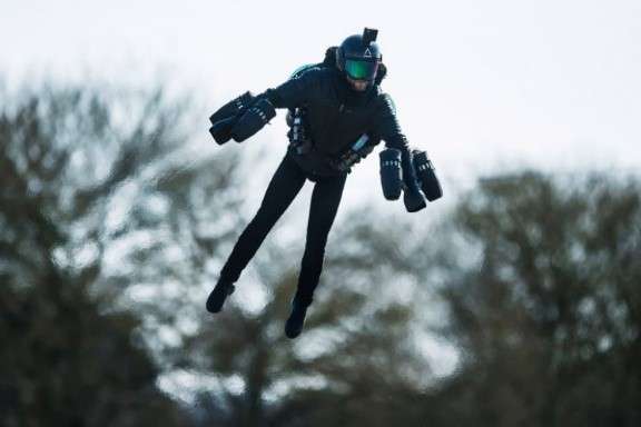 Read more about the article Gravity Jet Suit